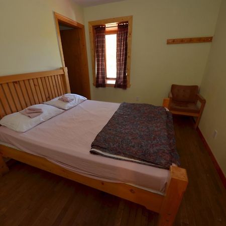 Auberge Jeunesse De Tadoussac Eksteriør bilde