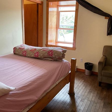 Auberge Jeunesse De Tadoussac Eksteriør bilde