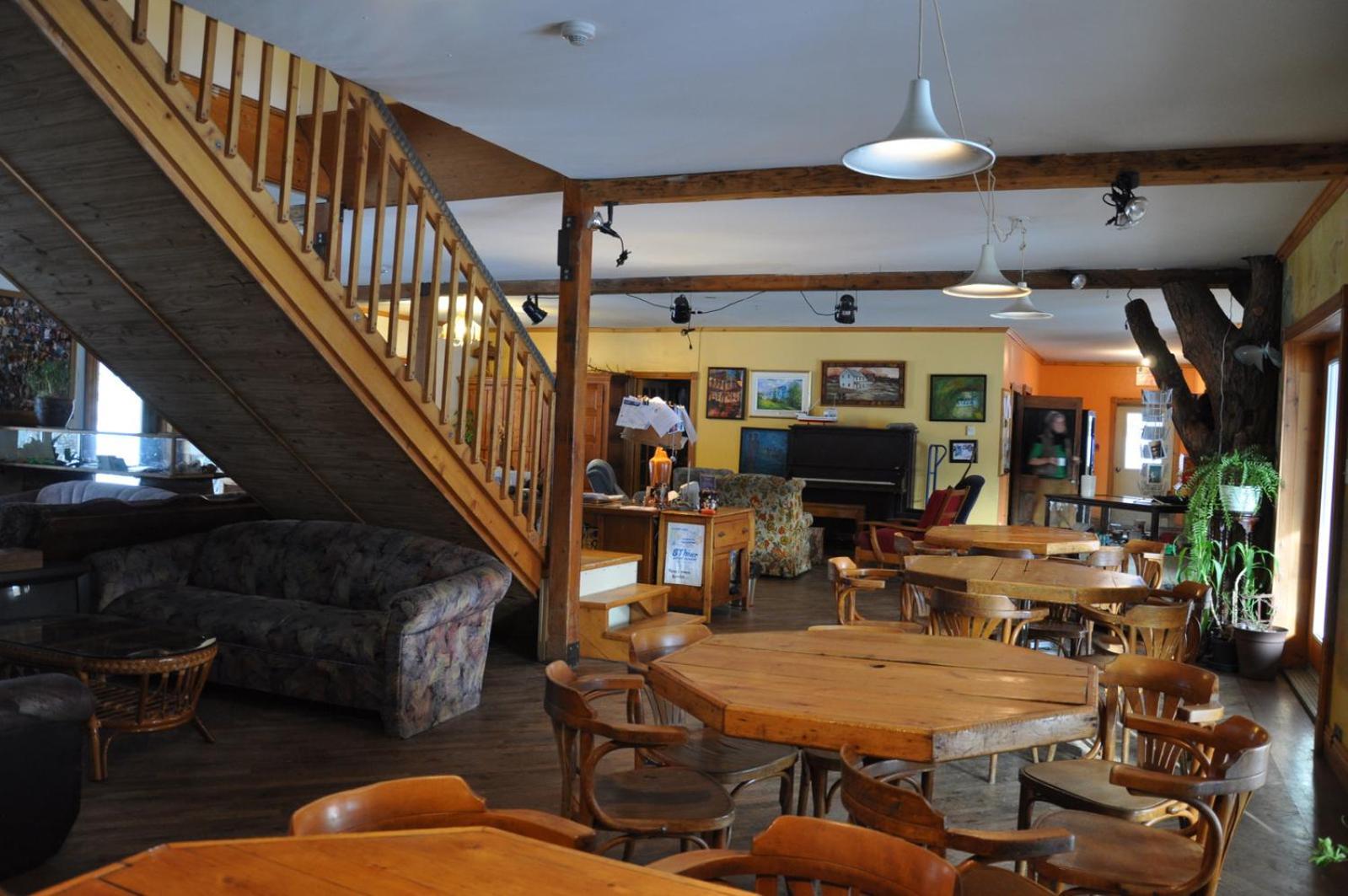 Auberge Jeunesse De Tadoussac Eksteriør bilde